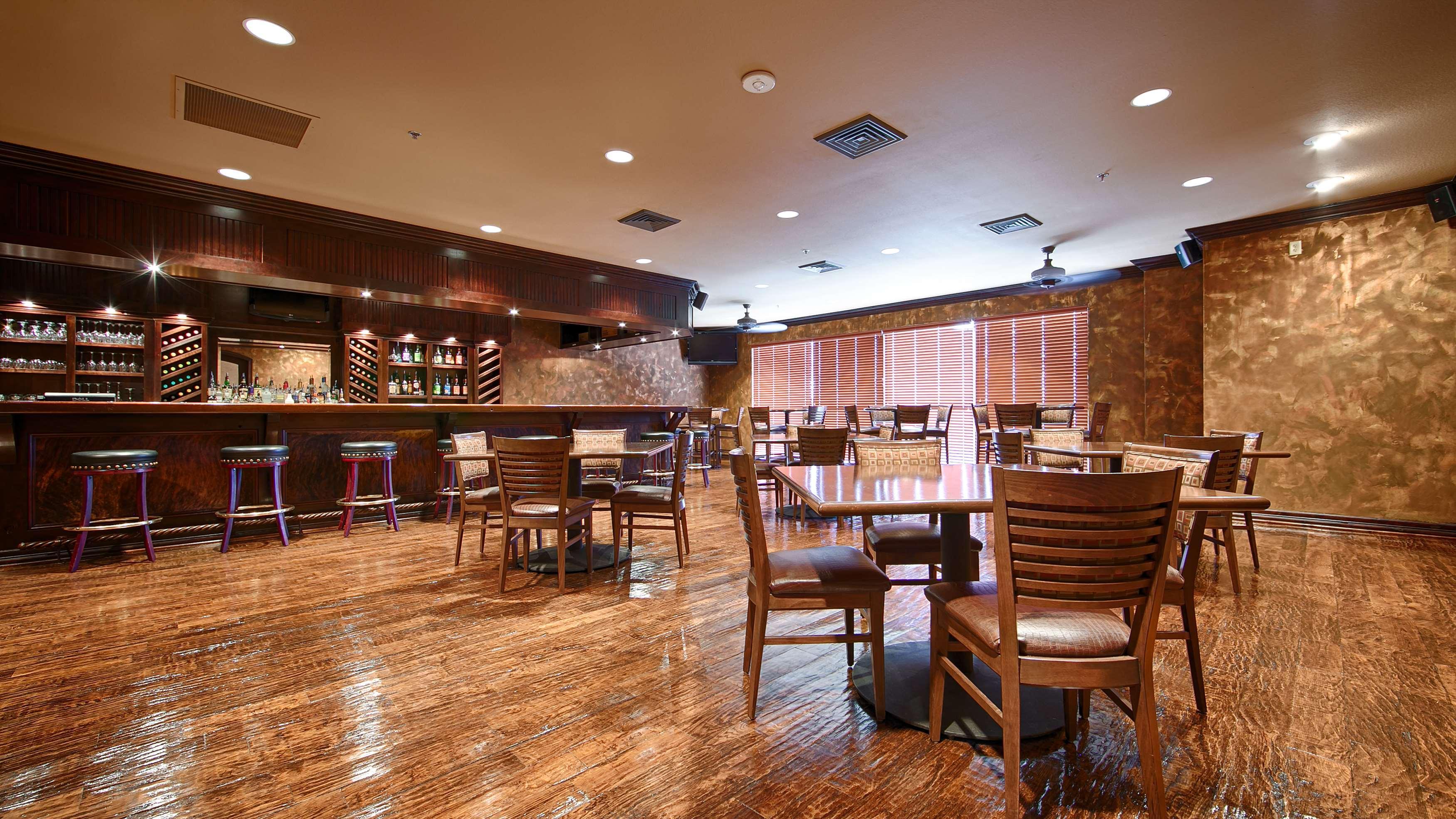 Best Western Plus Cimarron Hotel & Suites Stillwater Exterior foto